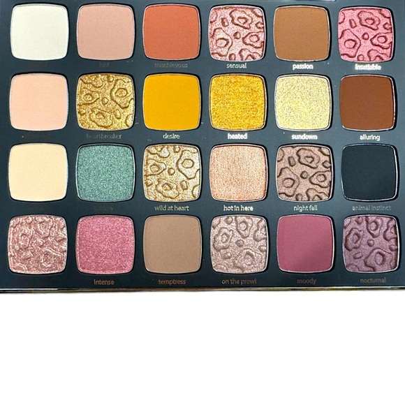 3 NEW Eyeshadow Palettes: Tarte, Wander, & Violet Voss - Picture 14 of 14